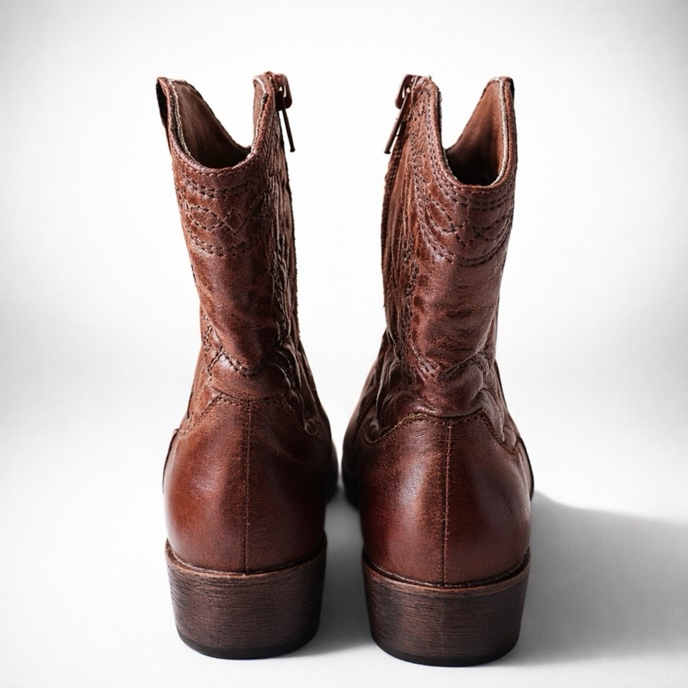 Coconuts by Matisse Pistol Western Ankle Boots in Cognac sz 6.5 NWOB - Picture 2 of 5